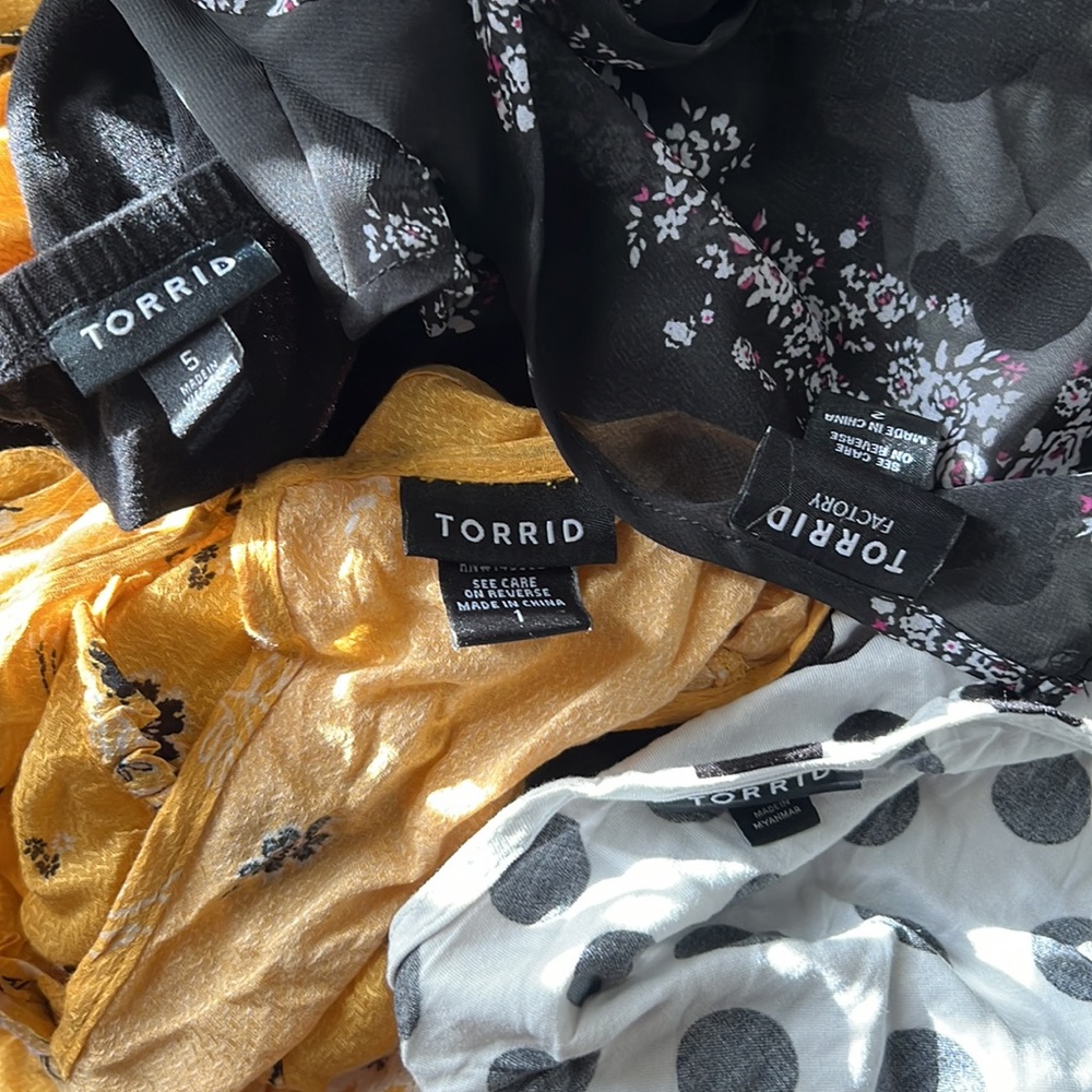 Torrid Tops - Picture 2 of 2